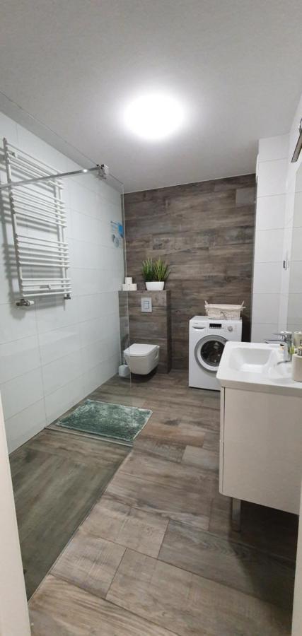דירות קולובז'ג Apartament Z Basenem Laura Polanki Park מראה חיצוני תמונה