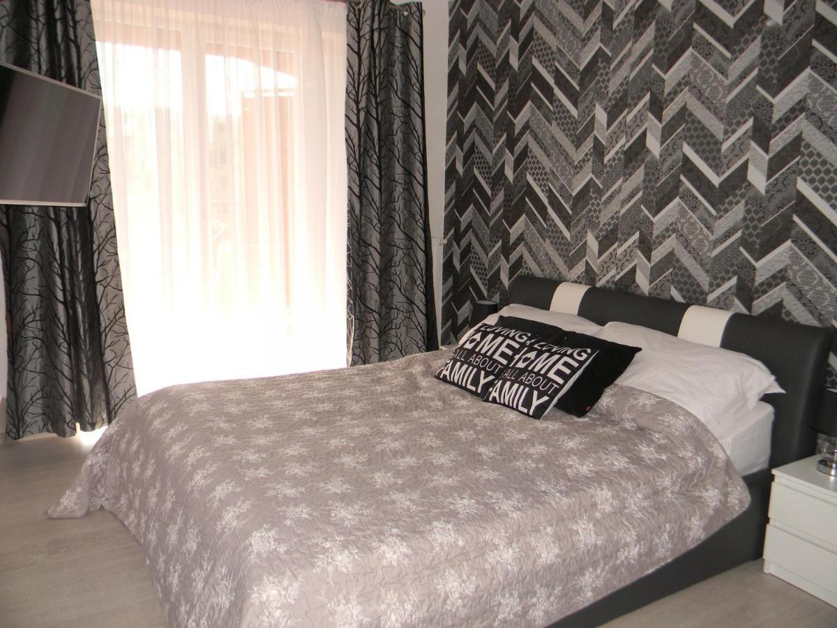 דירות קולובז'ג Apartament Z Basenem Laura Polanki Park מראה חיצוני תמונה